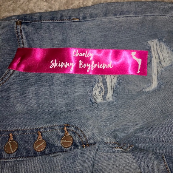 NWT Dollhouse Ripped Boyfriend Jeans - Picture 4 of 12